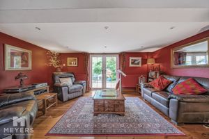 Photo 17- click for photo gallery